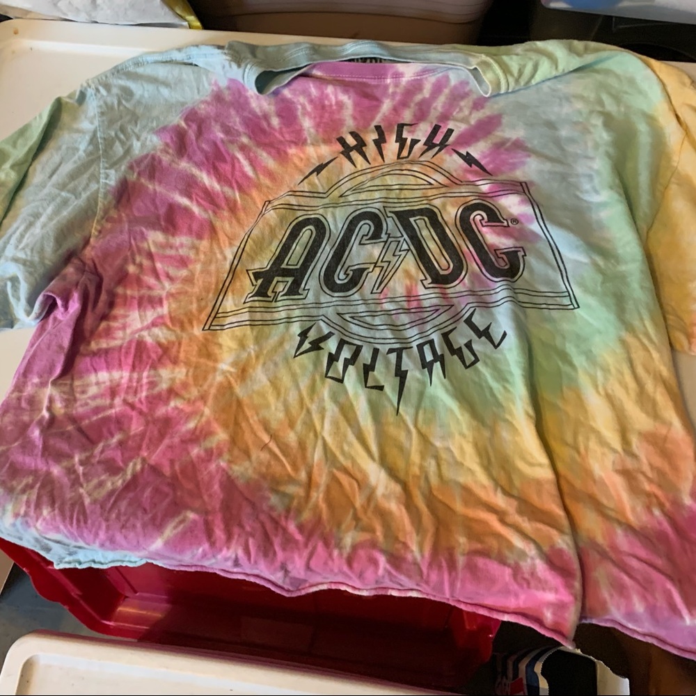 WOMENS XL AC/DC CROP TOP GRAPHIC TIE DYE